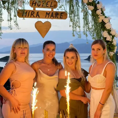 فندق Ajden By Mira Mare كساميل